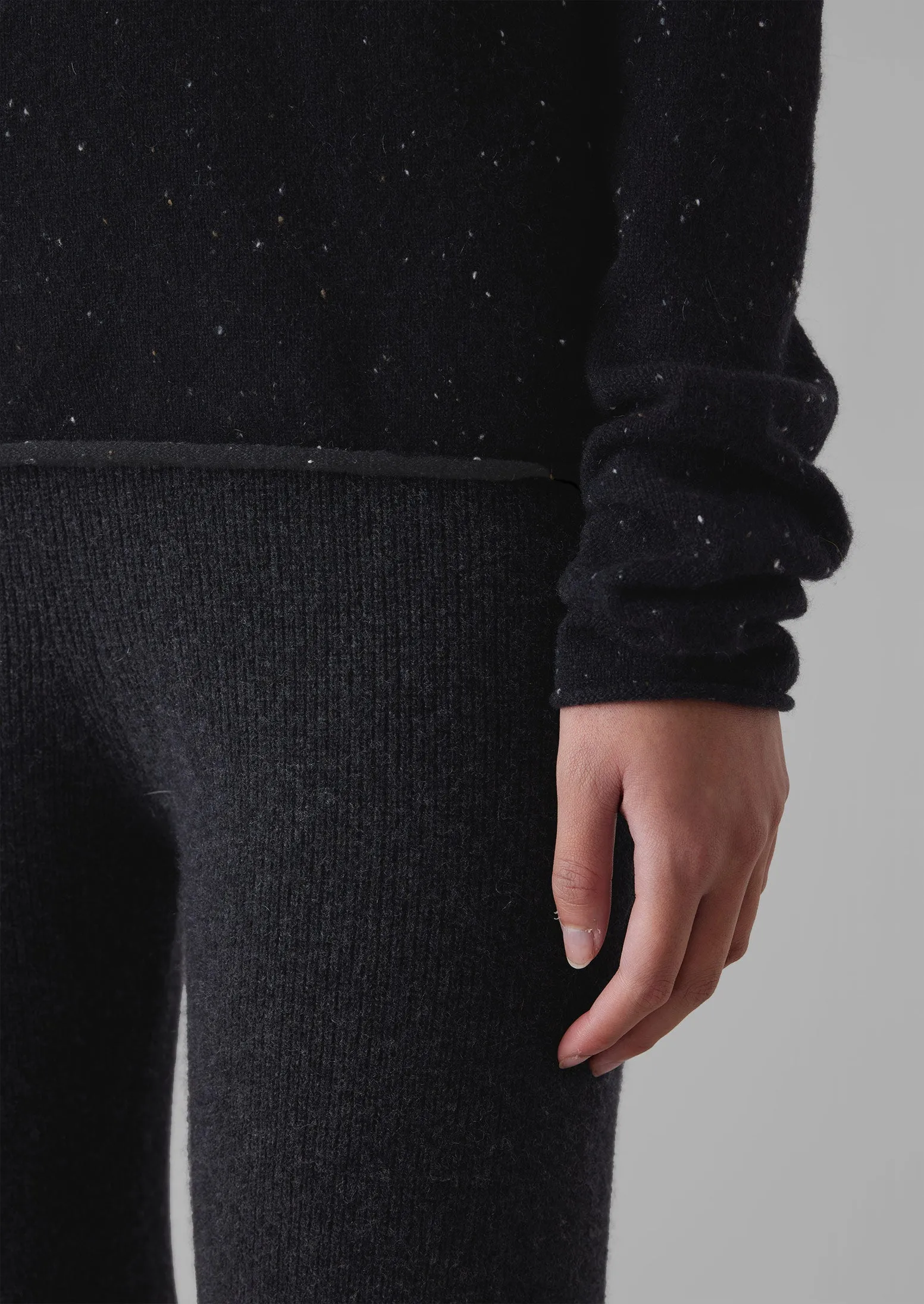 Cashmere Slim Leg Trousers | Charcoal