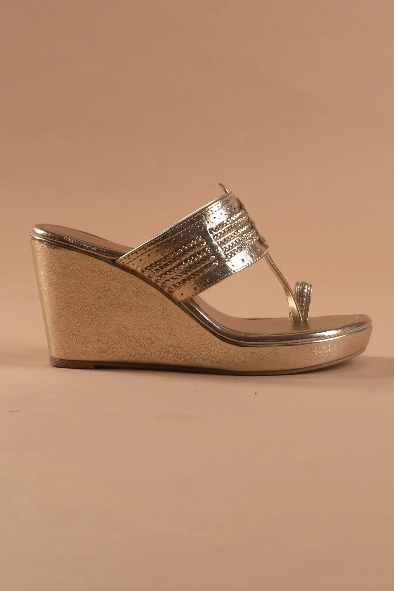 Champagne Gold Indian Wedge