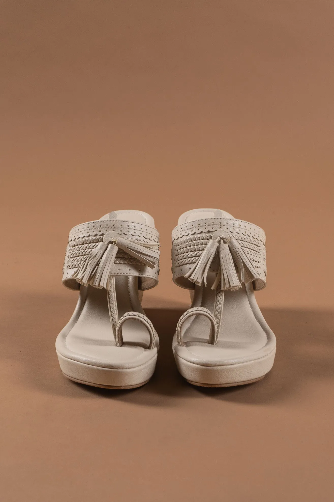 Ivory Kolhapuri Wedge