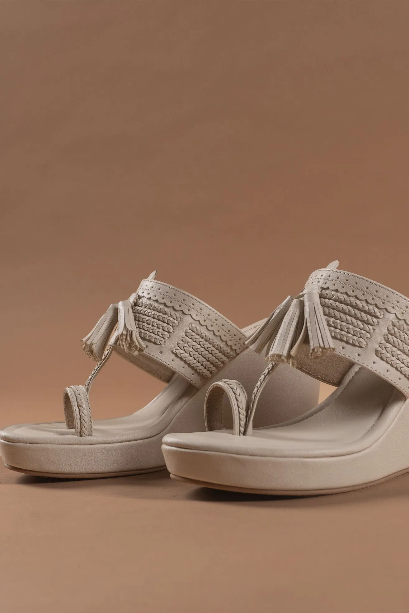 Ivory Kolhapuri Wedge