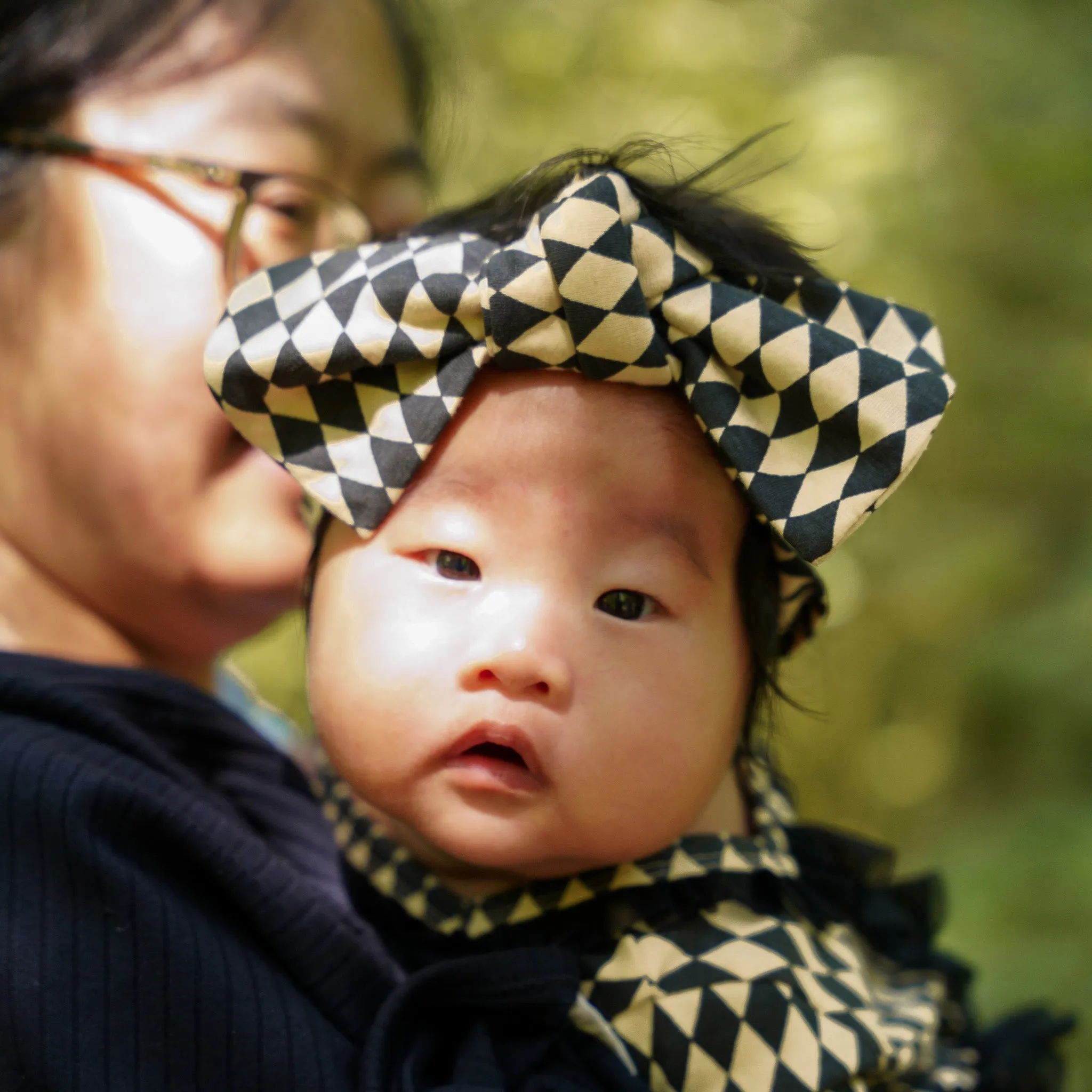 large bow elastic headband | black harlequin | organic cotton jersey